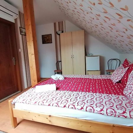 Joos Apartman Sarvar Ngoại thất bức ảnh