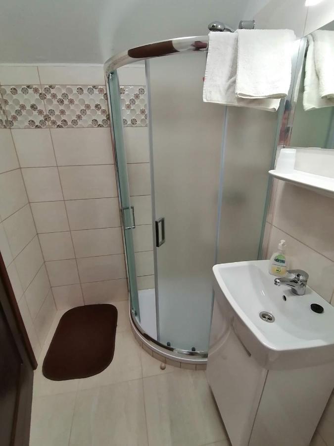 Joos Apartman Sarvar Ngoại thất bức ảnh