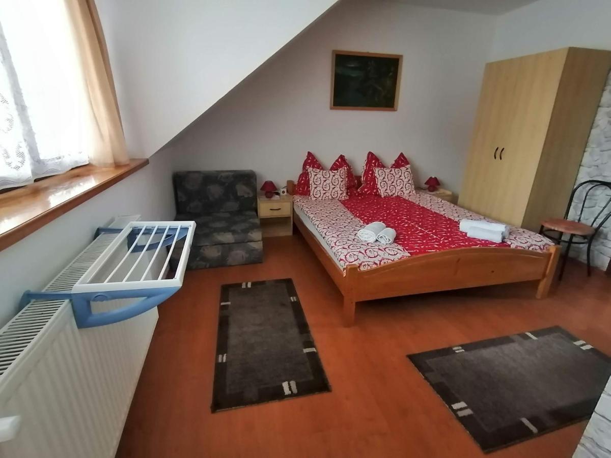 Joos Apartman Sarvar Ngoại thất bức ảnh