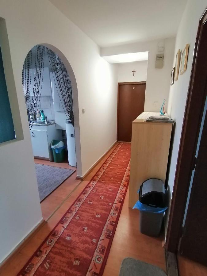 Joos Apartman Sarvar Ngoại thất bức ảnh